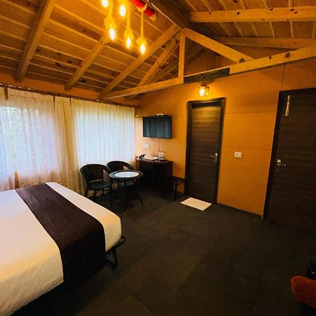 Sea Hawk - Luxury Hill Resort 4 Mins From Bhimtal Lake Bagian luar foto