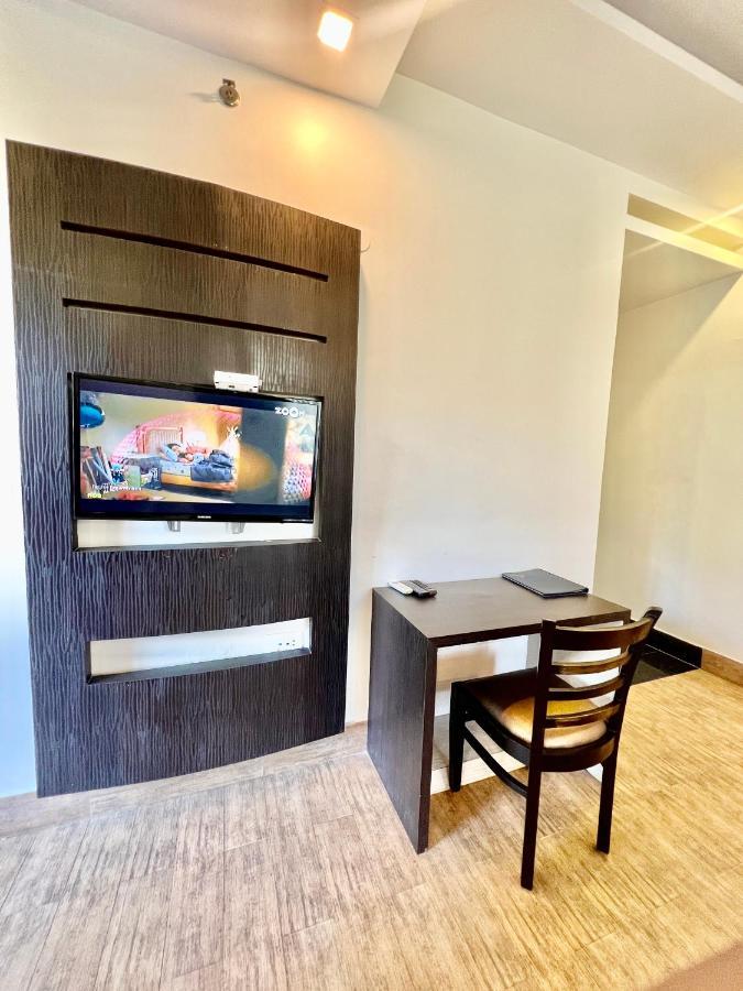Sea Hawk - Luxury Hill Resort 4 Mins From Bhimtal Lake Bagian luar foto