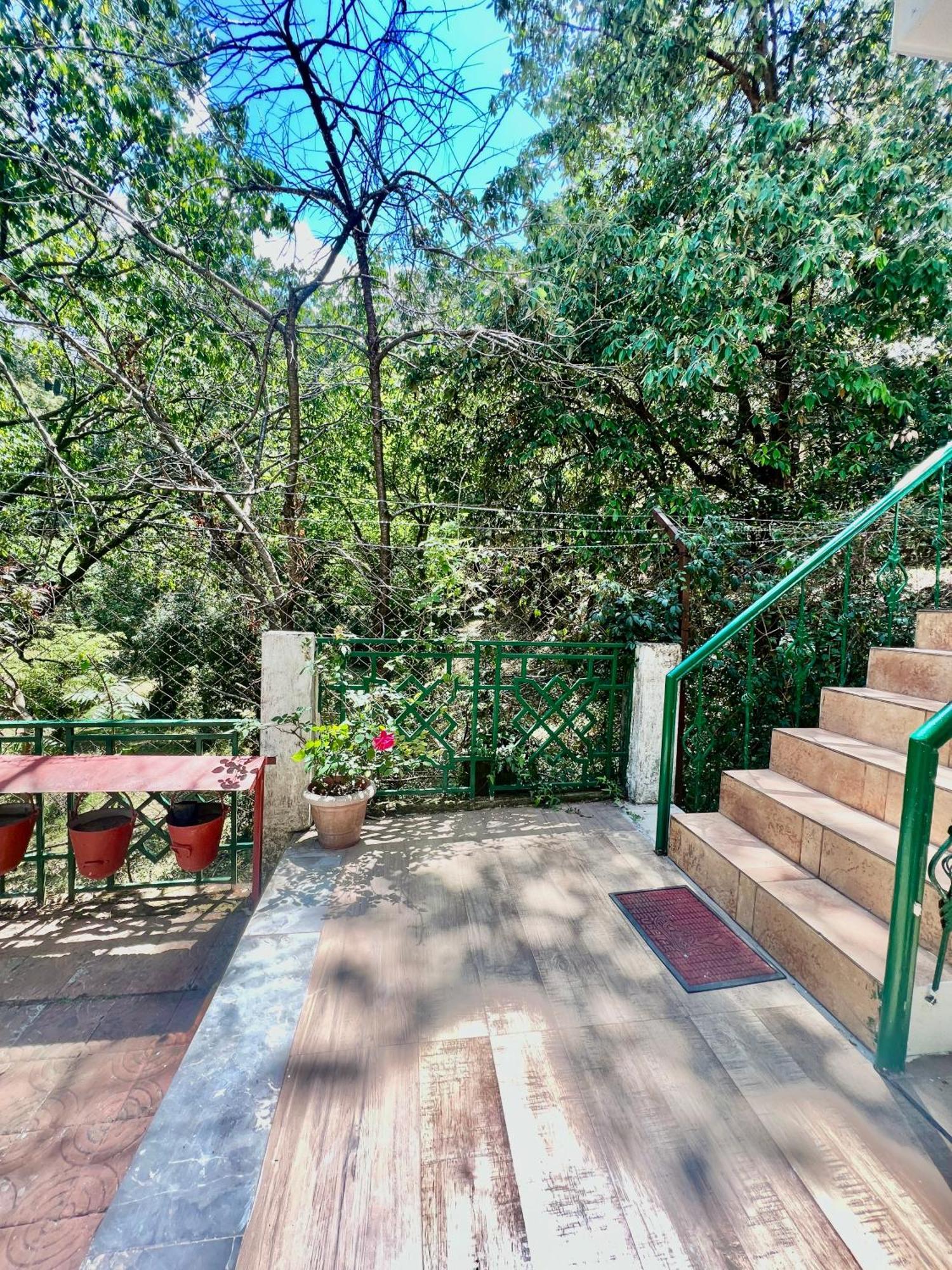 Sea Hawk - Luxury Hill Resort 4 Mins From Bhimtal Lake Bagian luar foto