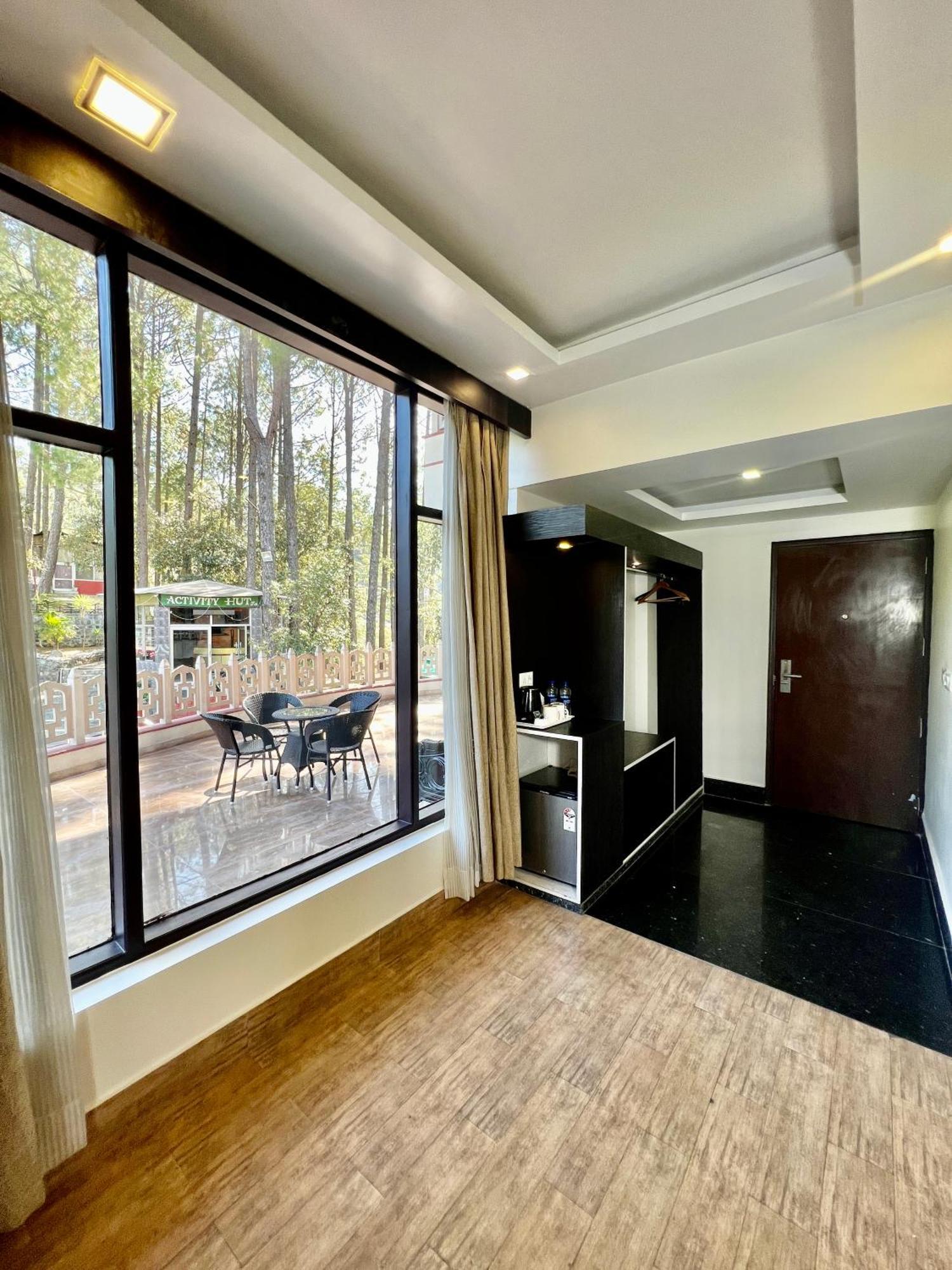 Sea Hawk - Luxury Hill Resort 4 Mins From Bhimtal Lake Bagian luar foto